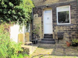 Entrance - click for photo gallery